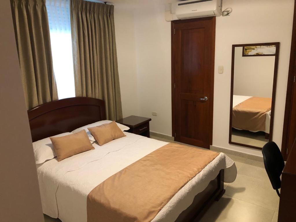 Colon Plaza Hotel Tumaco Luaran gambar